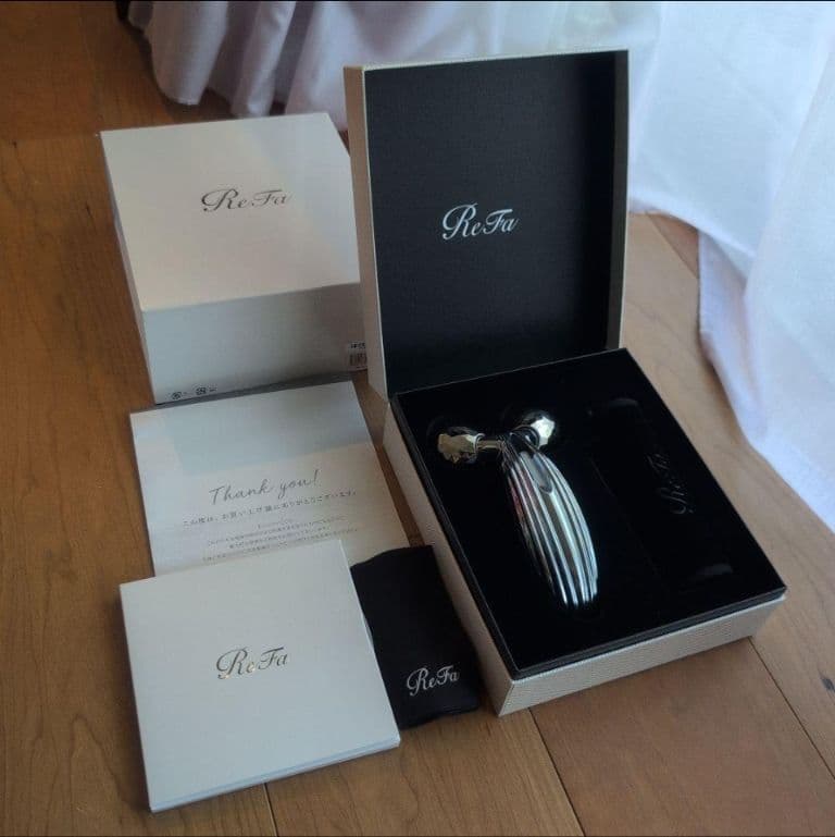 【新品未使用/箱カード付属全部付】ReFa リファカラットレイ MTG 美顔