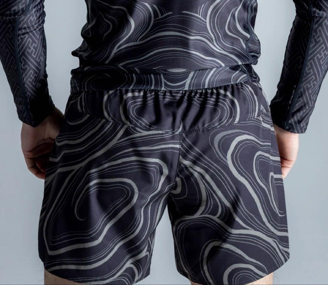 パンツ RVCA X KRAZY BEE X GAKKIN2-IN SHORTS