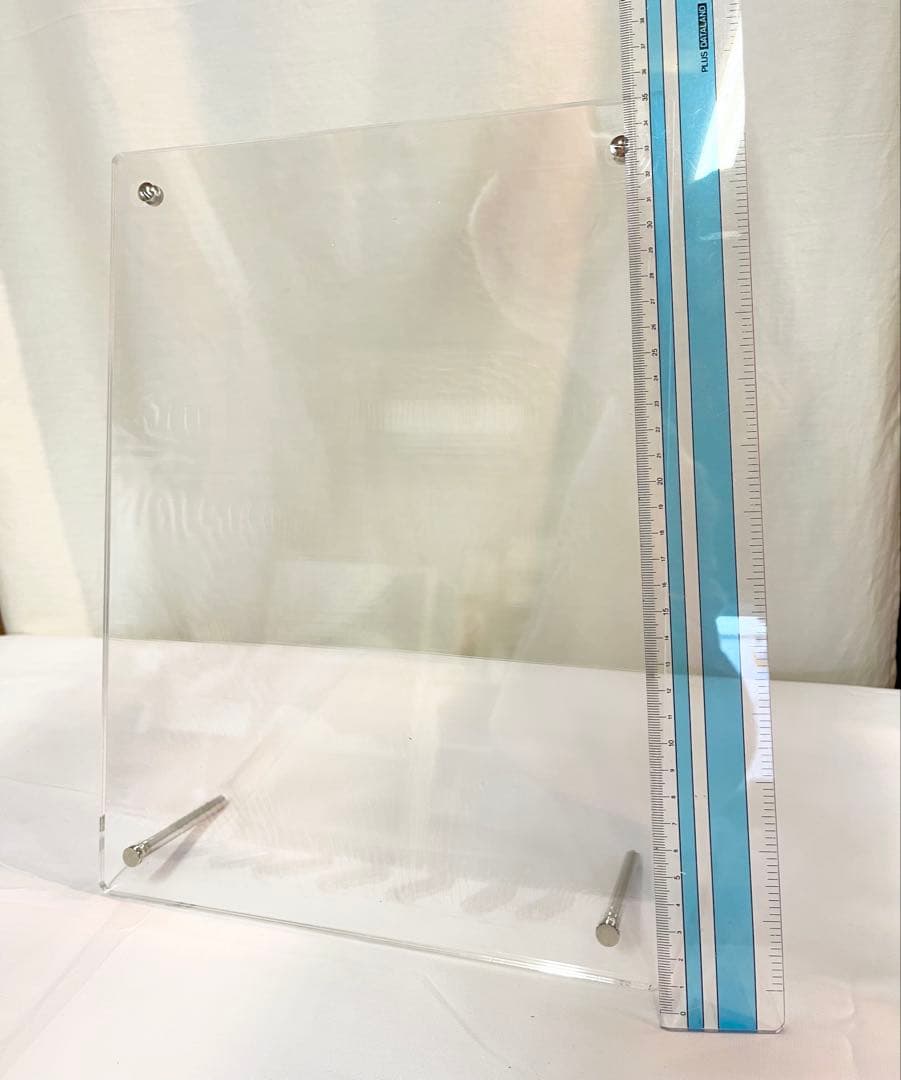 無印良品　アクリルフォトフレーム A4サイズ 8枚セット