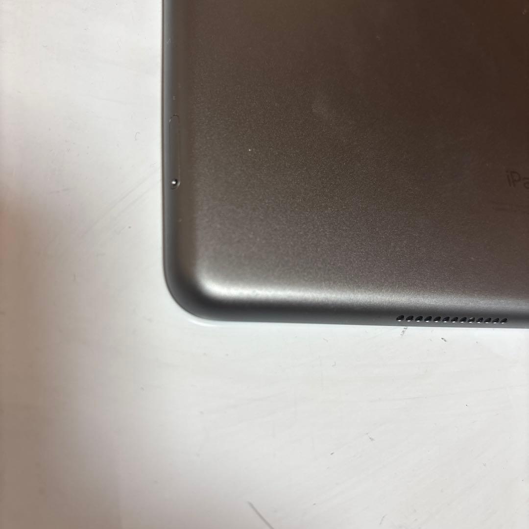 箱付　極美品 iPad 第７世代 32GB グレー Apple Pencil