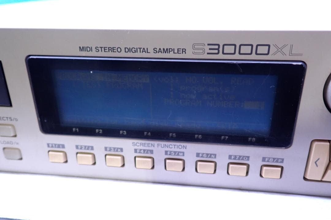 HM179#希少品 AKAI S3000XL サンプラー名機 ⊛ 電源確認のみ