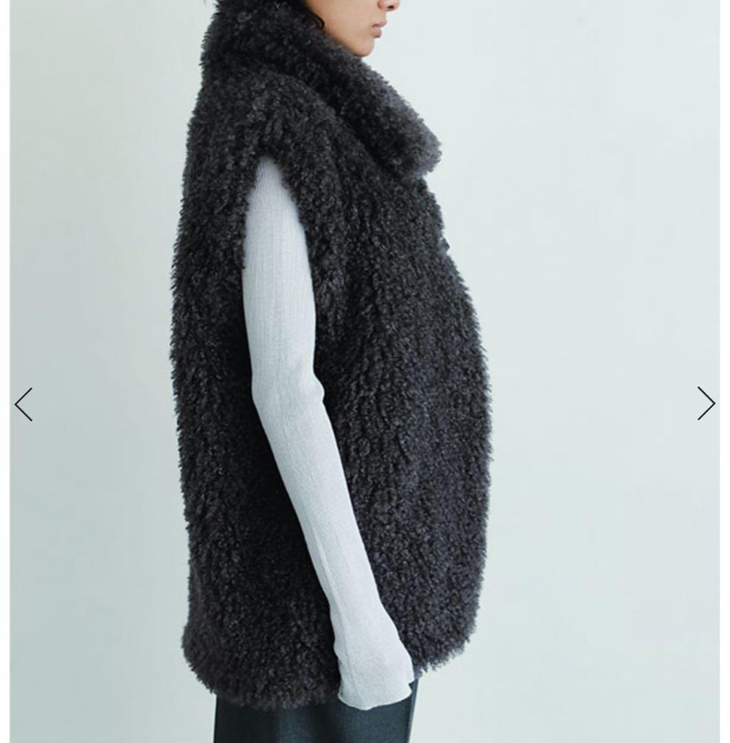 専用です！新品　SANTE クリンプフェイクファーベストM