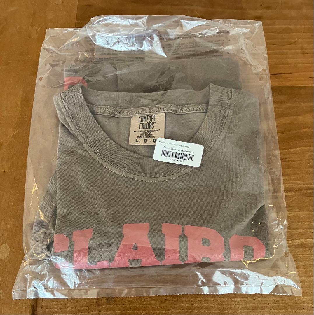 トップス Clairo / Charm Spell Tee (Espresso)