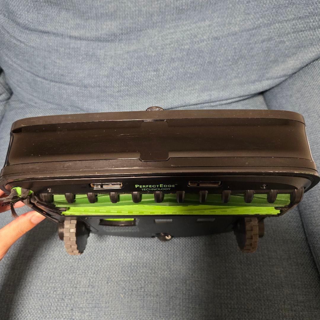 ロボット掃除機本体 黒