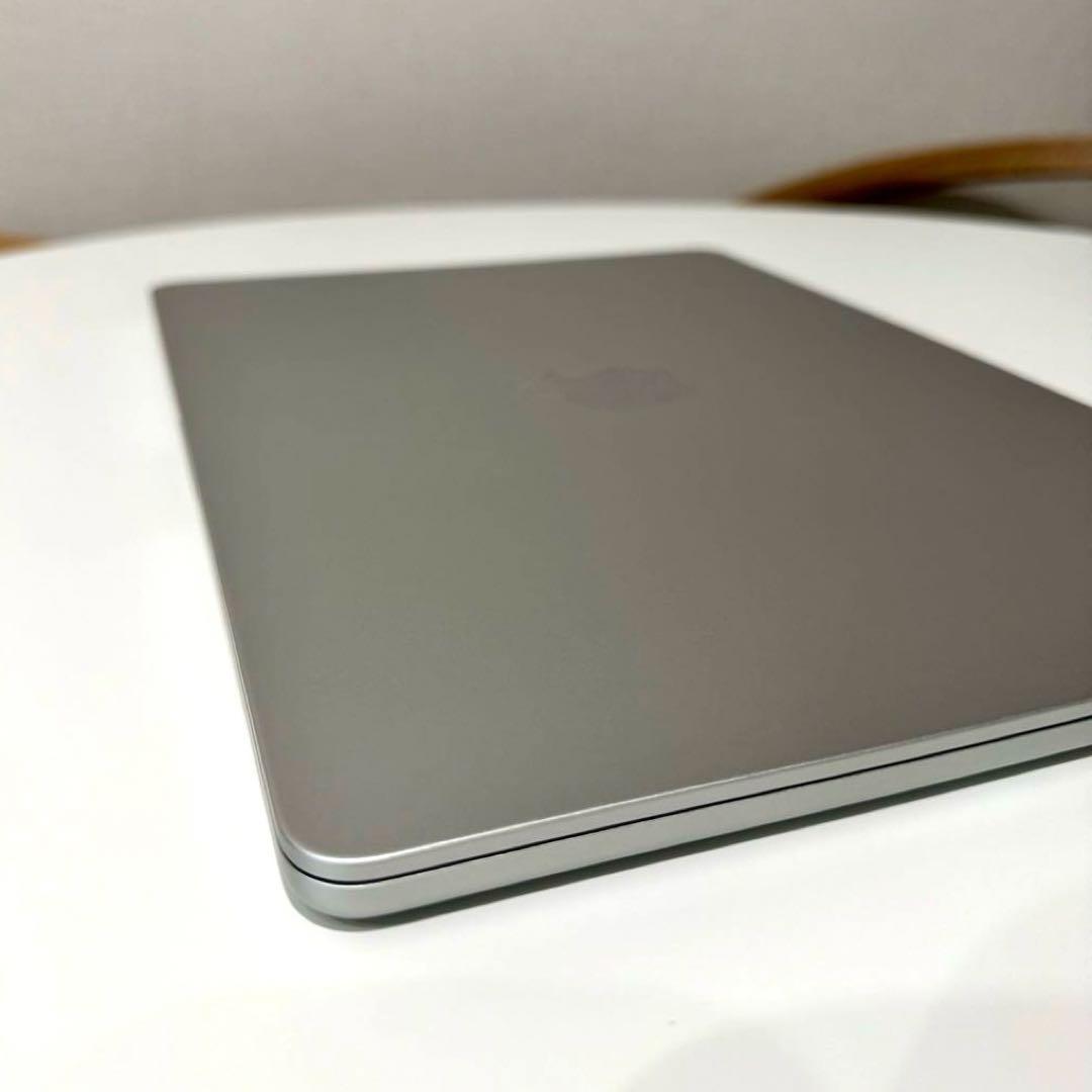 極美品 MacBook Air M3 13インチ 8GB/256GB シルバー