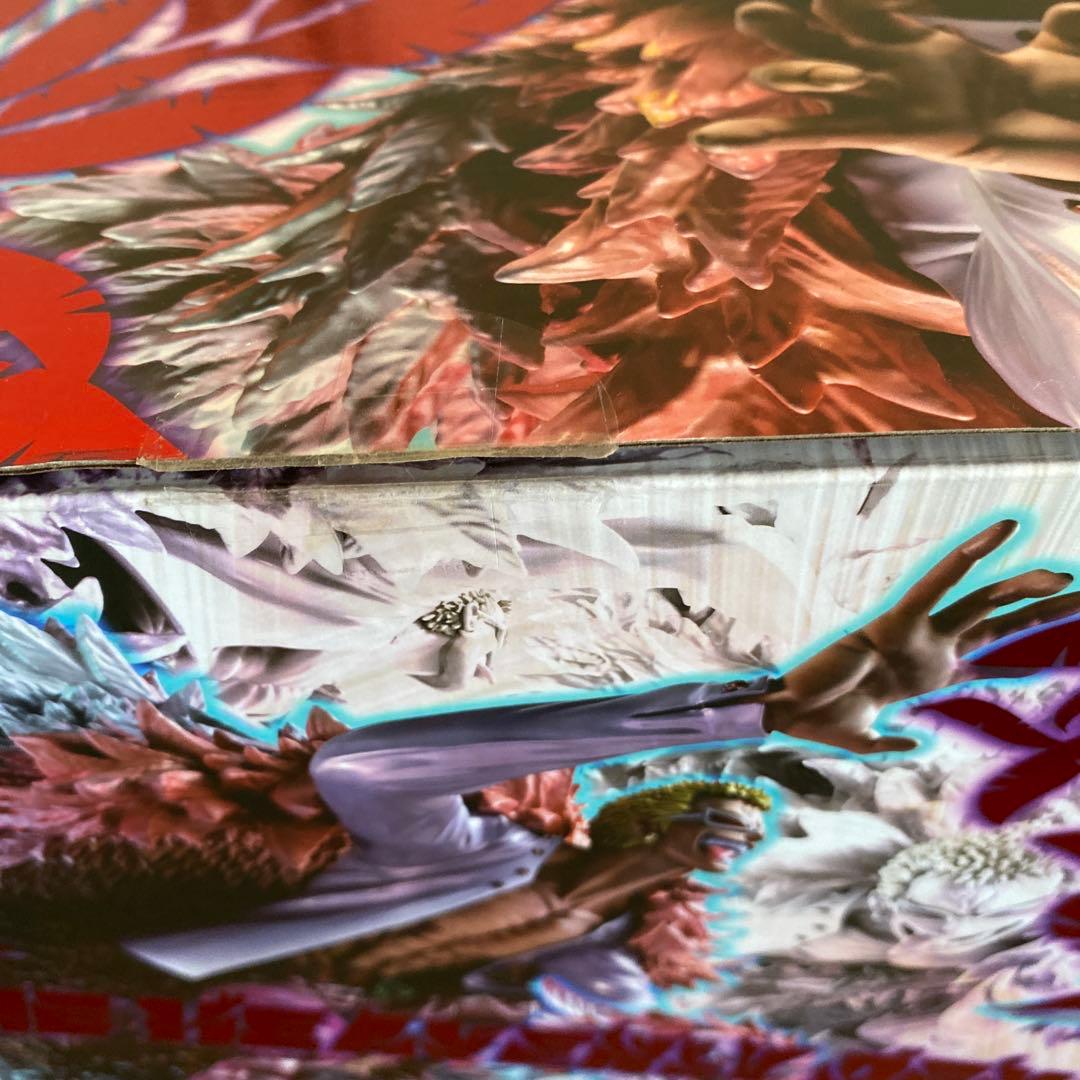 ドフラミンゴ　POP MAXIMUM フィギュア　ワンピース