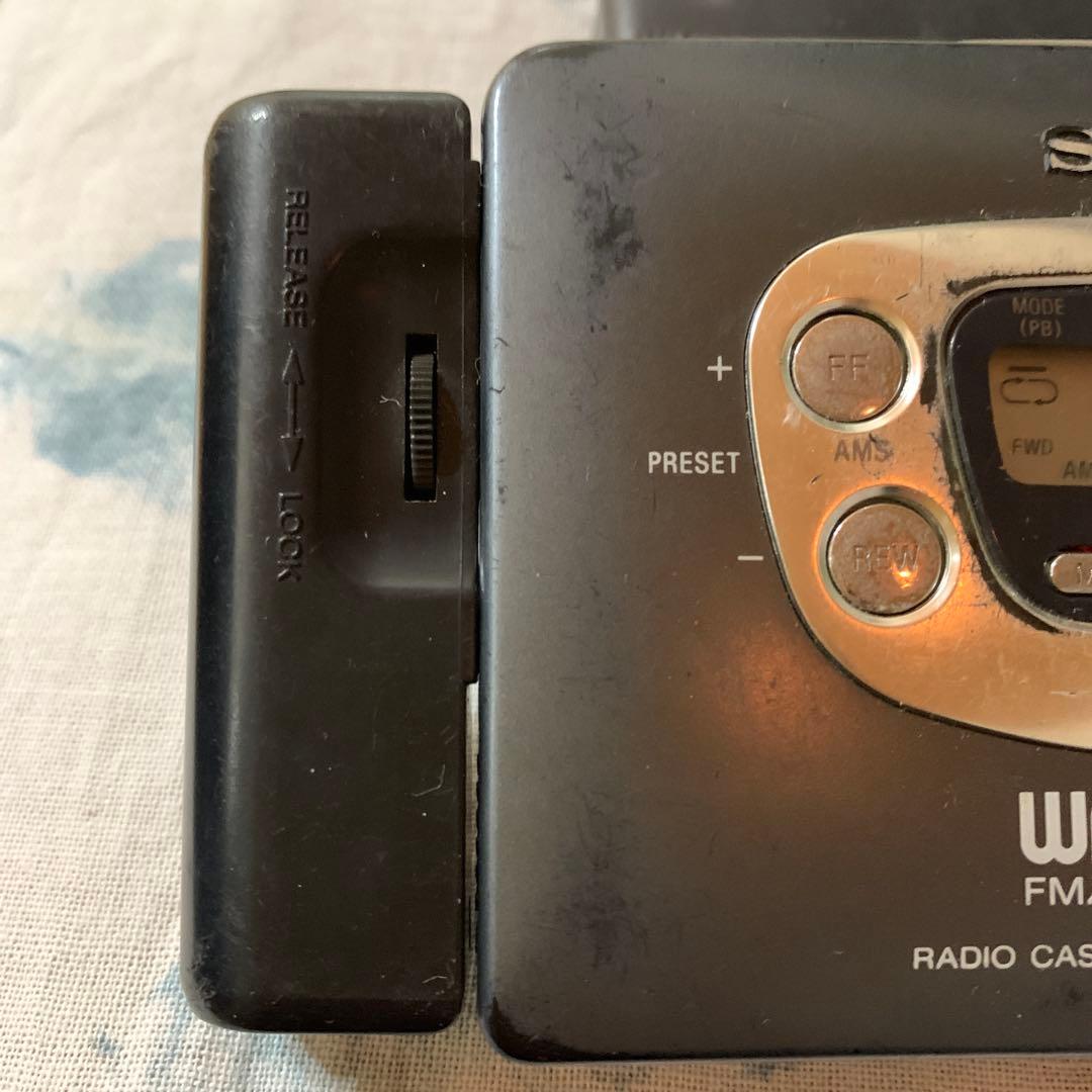 昭和レトロ　SONY ウォークマンと周辺機器