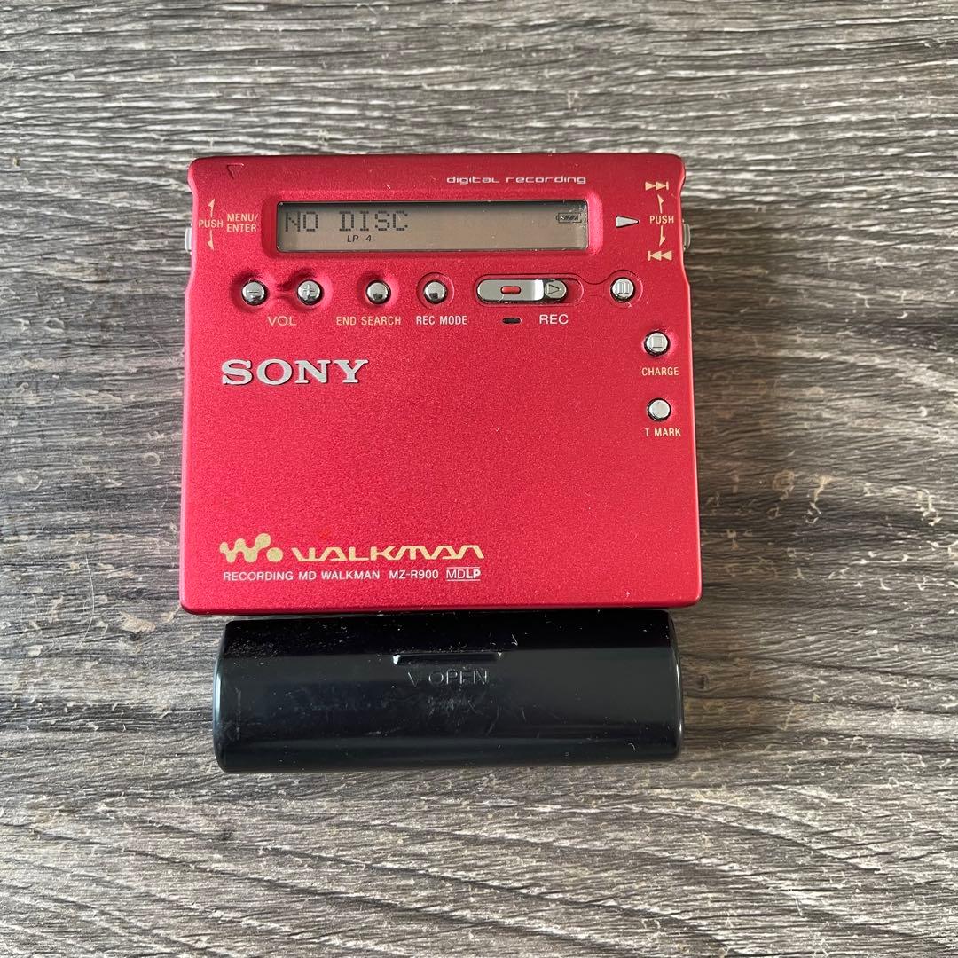 SONY MZ-R900 ポータブルMDレコーダー レッド