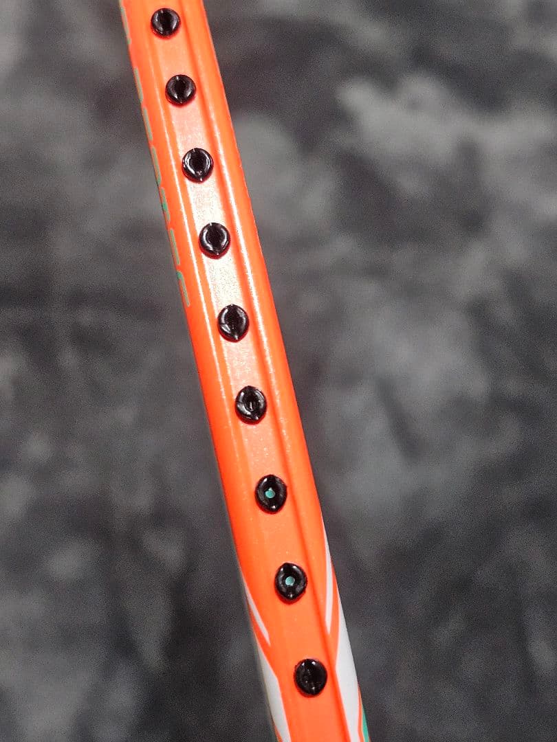 バドミントンラケット リーニン Hec 7000