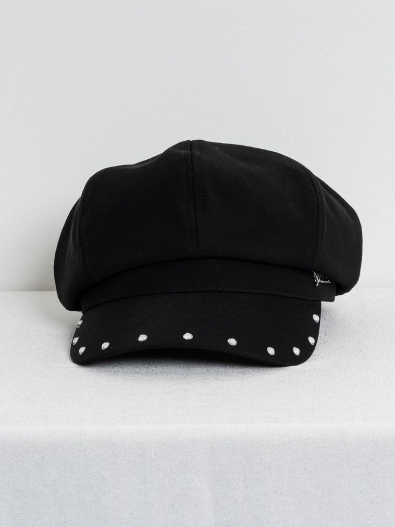 新品未使用　タグ付き　pium　piumロゴチャームツイルキャスケット