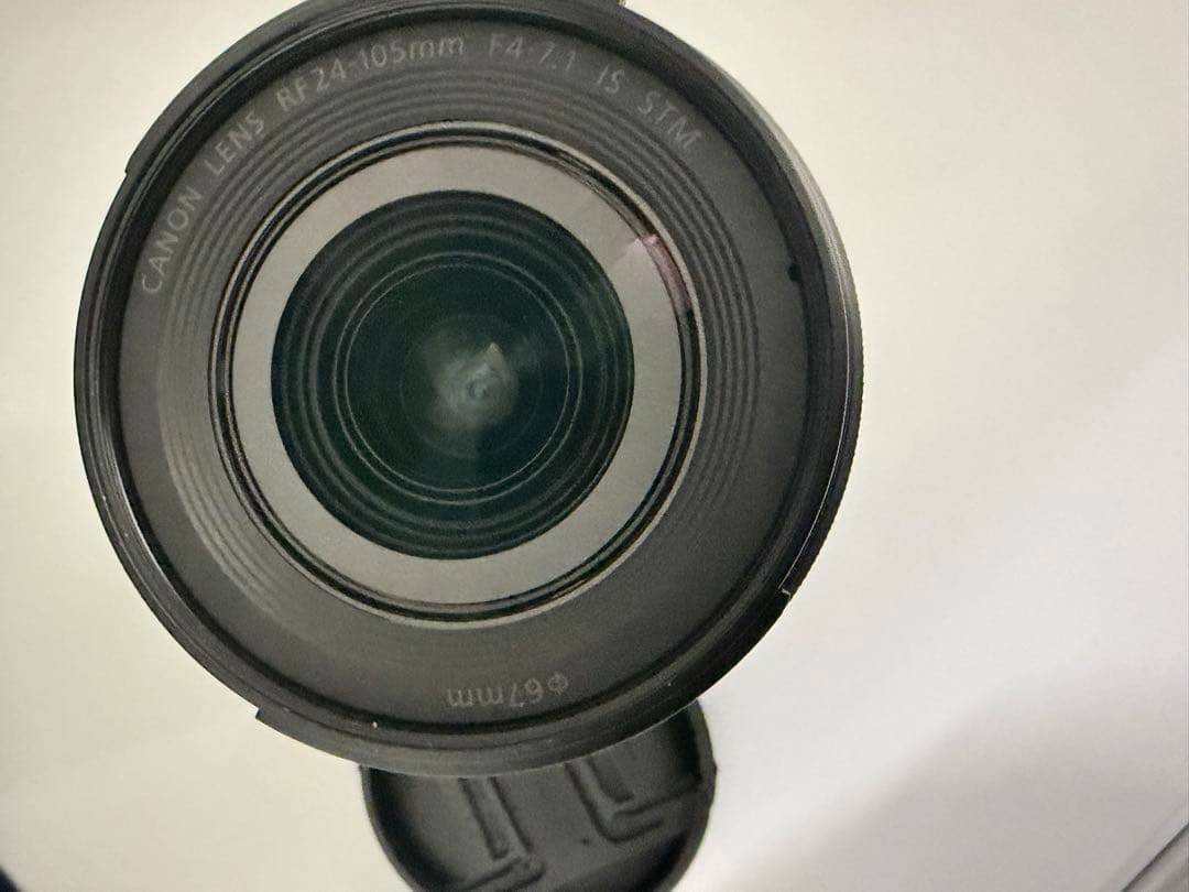 Canon RF24-105mm F4-7.1 IS STM キャップ付