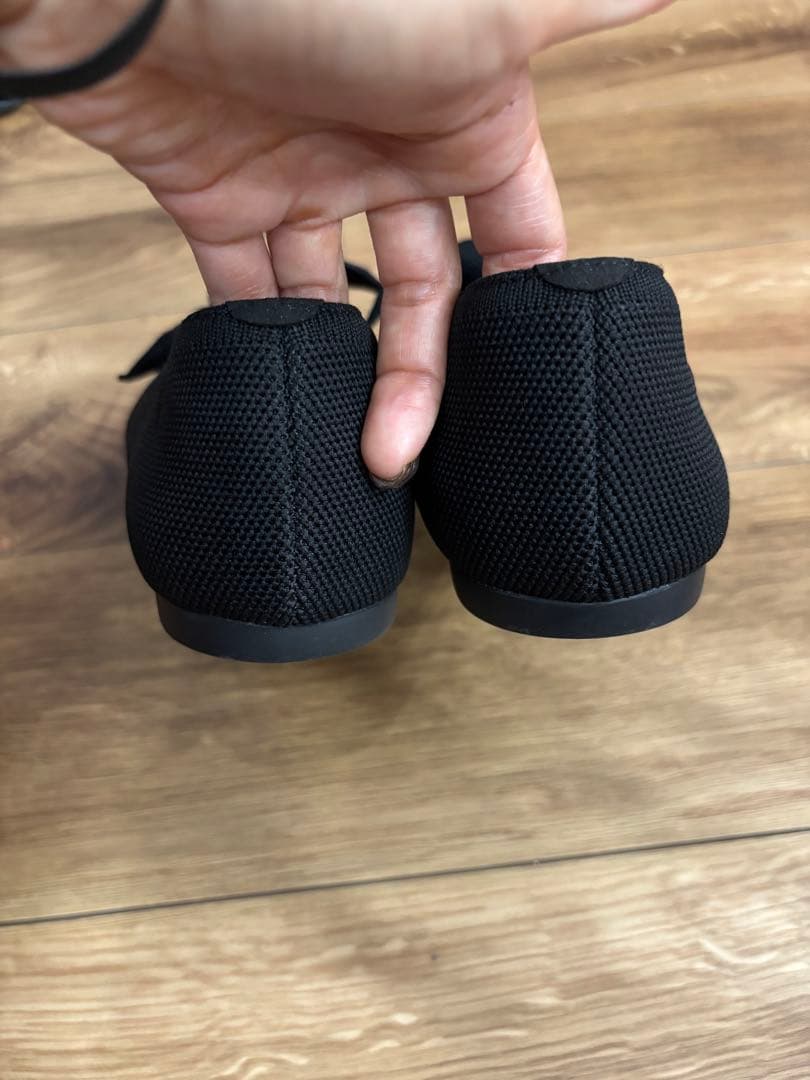 【新品、未使用】VIVAIA ポインテッドトゥ リボン付き フラットシューズ