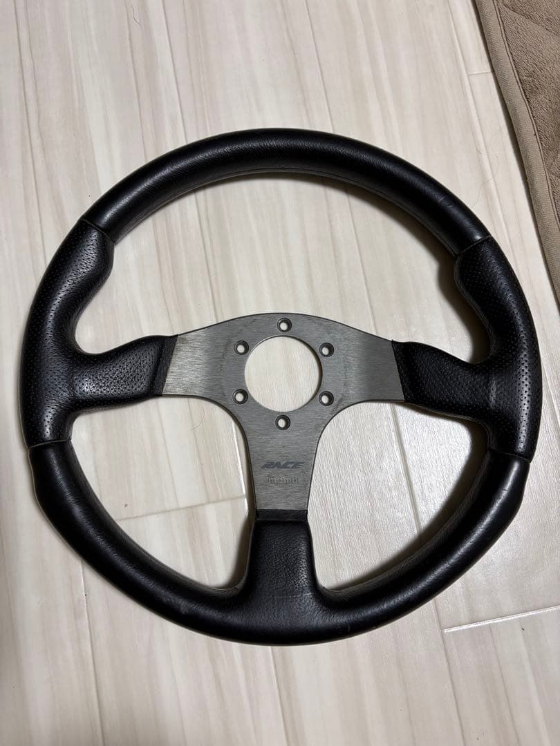MOMO RACED35 ステアリング MOMOステ