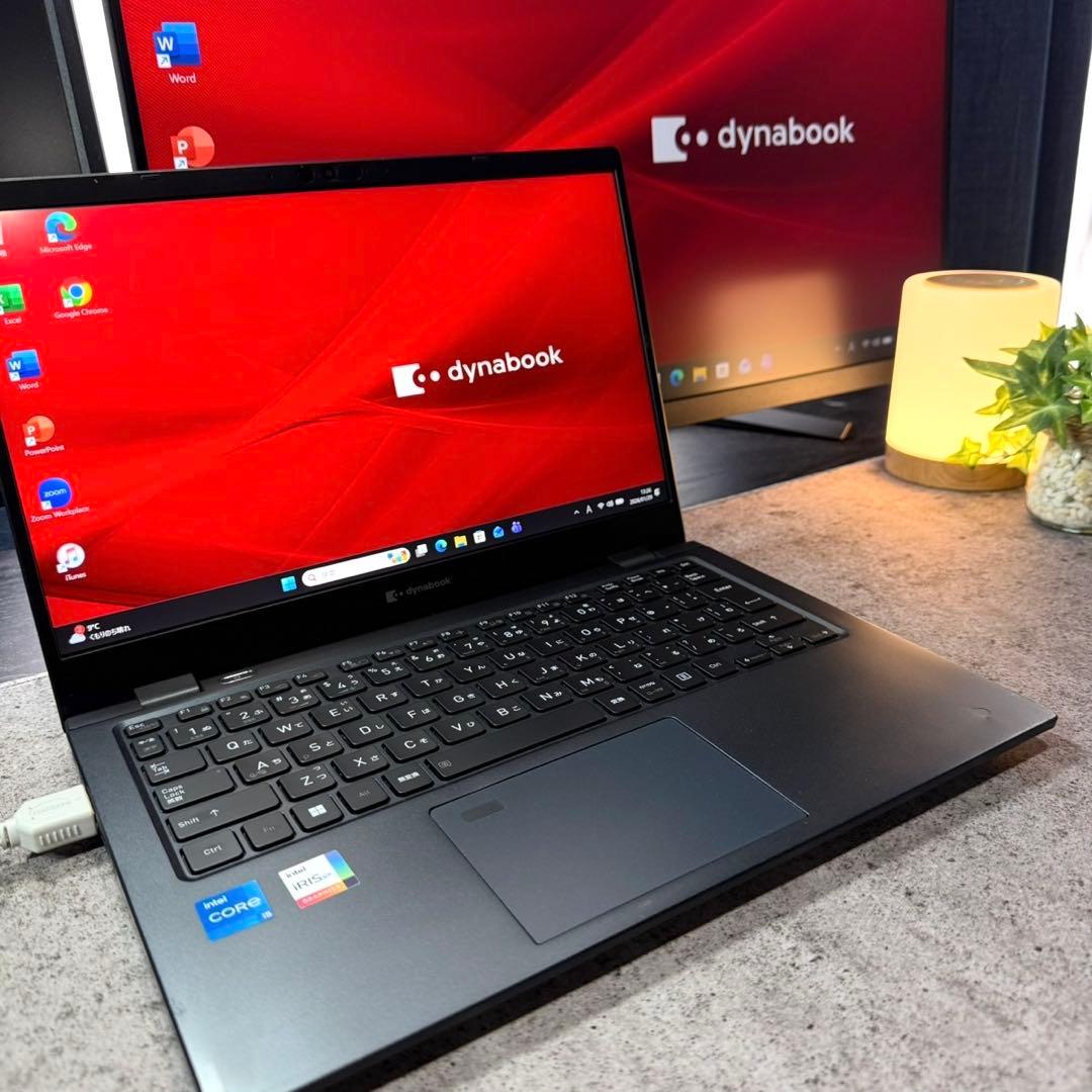 東芝G83/HU 11世代Core i5 16GB 256GB 薄型軽量 FHD