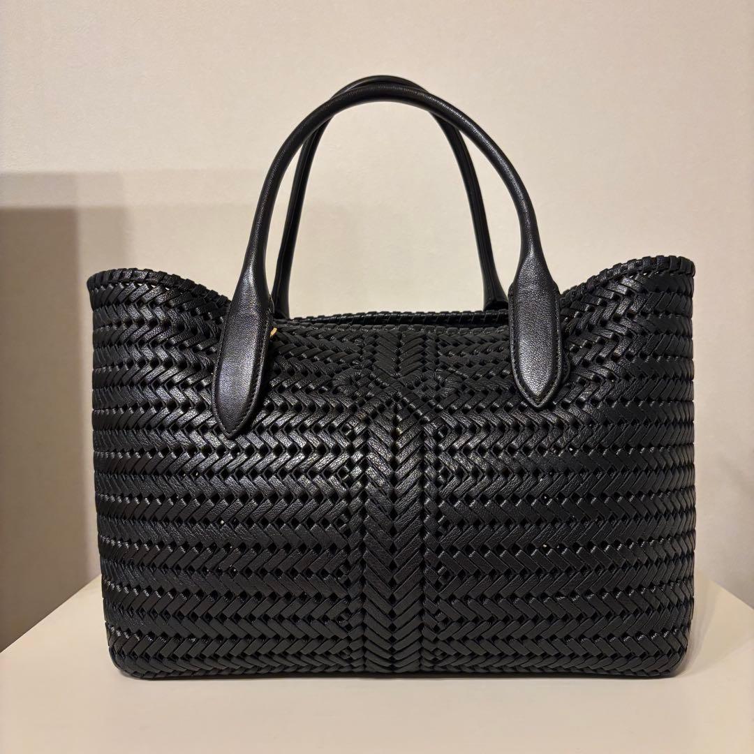 アニヤハインドマーチ　ニーソントート