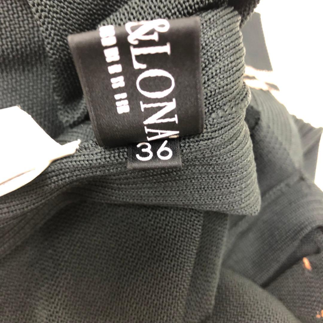 マークアンドロナ　美品　ノースリーブスポーツウェア ブラック　ロゴ付　見せタグ