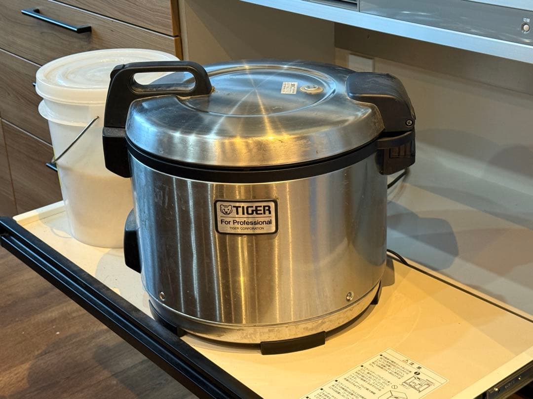 TIGER 炊飯器 JNO-A270 2.7L ステンレス