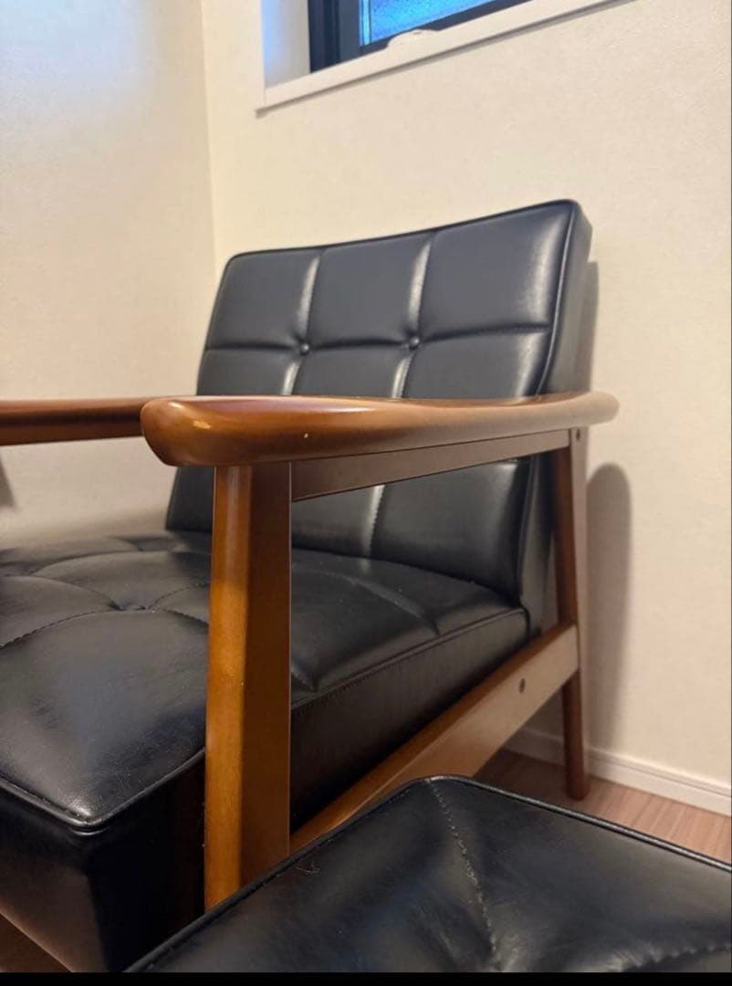 カリモク60 Kチェア 1シーター ブラック オットマン セット