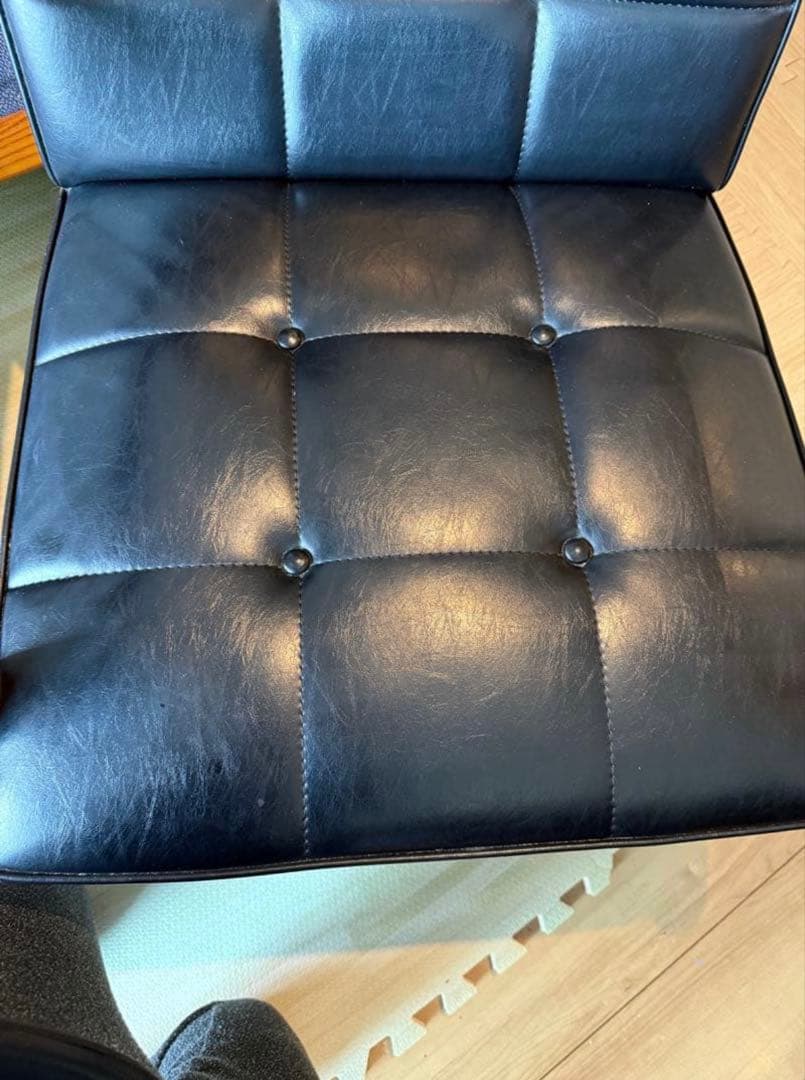 カリモク60 Kチェア 1シーター ブラック オットマン セット