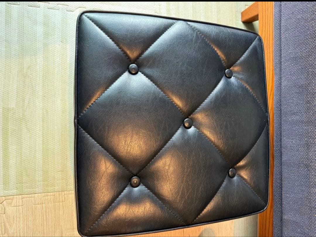 カリモク60 Kチェア 1シーター ブラック オットマン セット