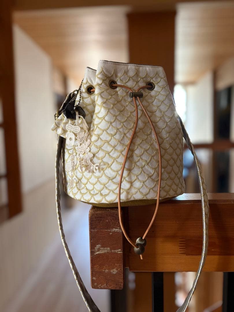 ミナペルホネン◯ハンドメイド◯調節可能ショルダー　マール巾着bag