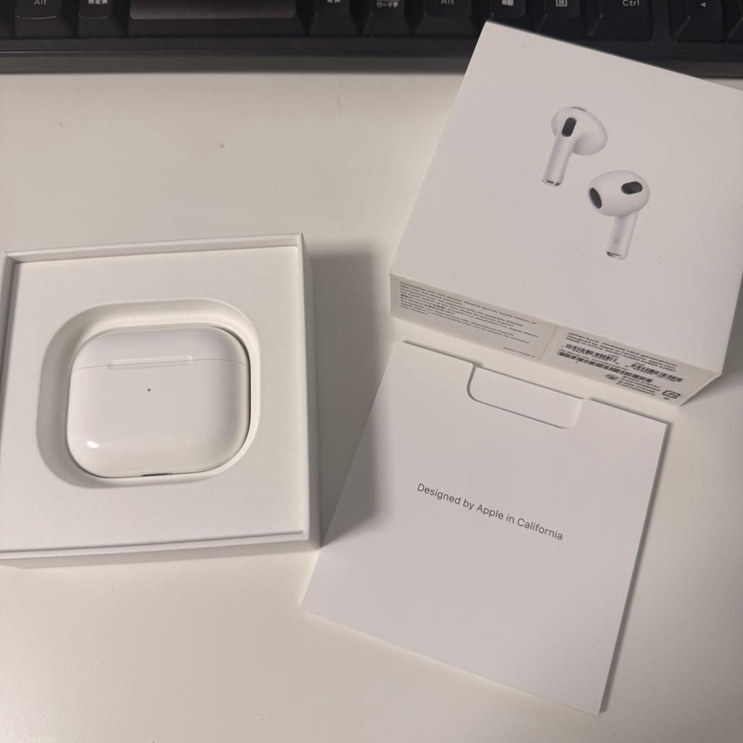 Apple AirPods3本体