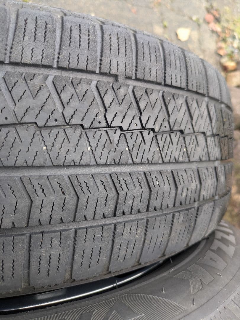 手渡し限定ノアヴォクシー205/60R16 スタッドレス＆ホイール4本セット