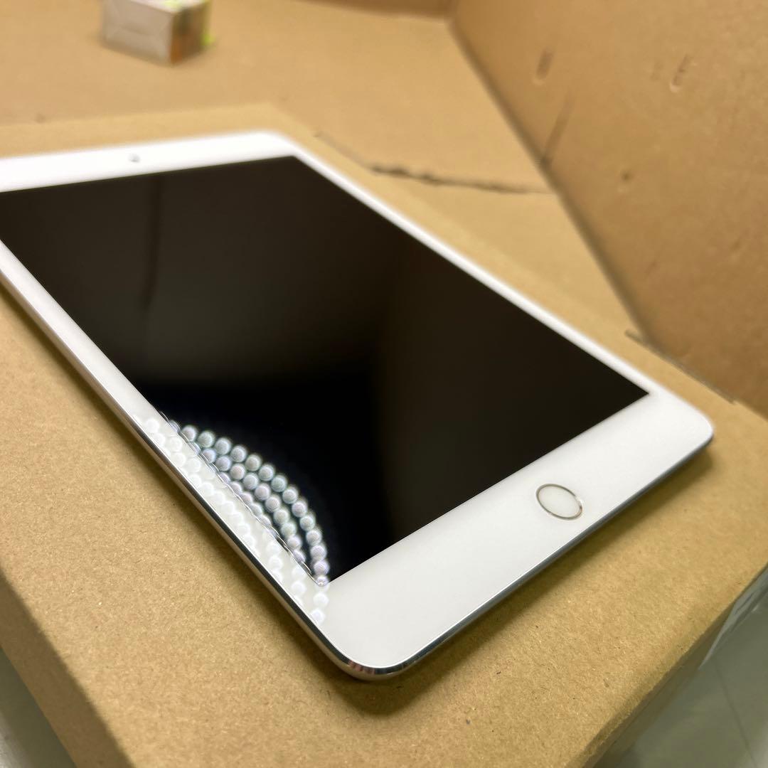 iPad本体 Apple iPad mini 4 Wi-Fi + Cellular 32GB