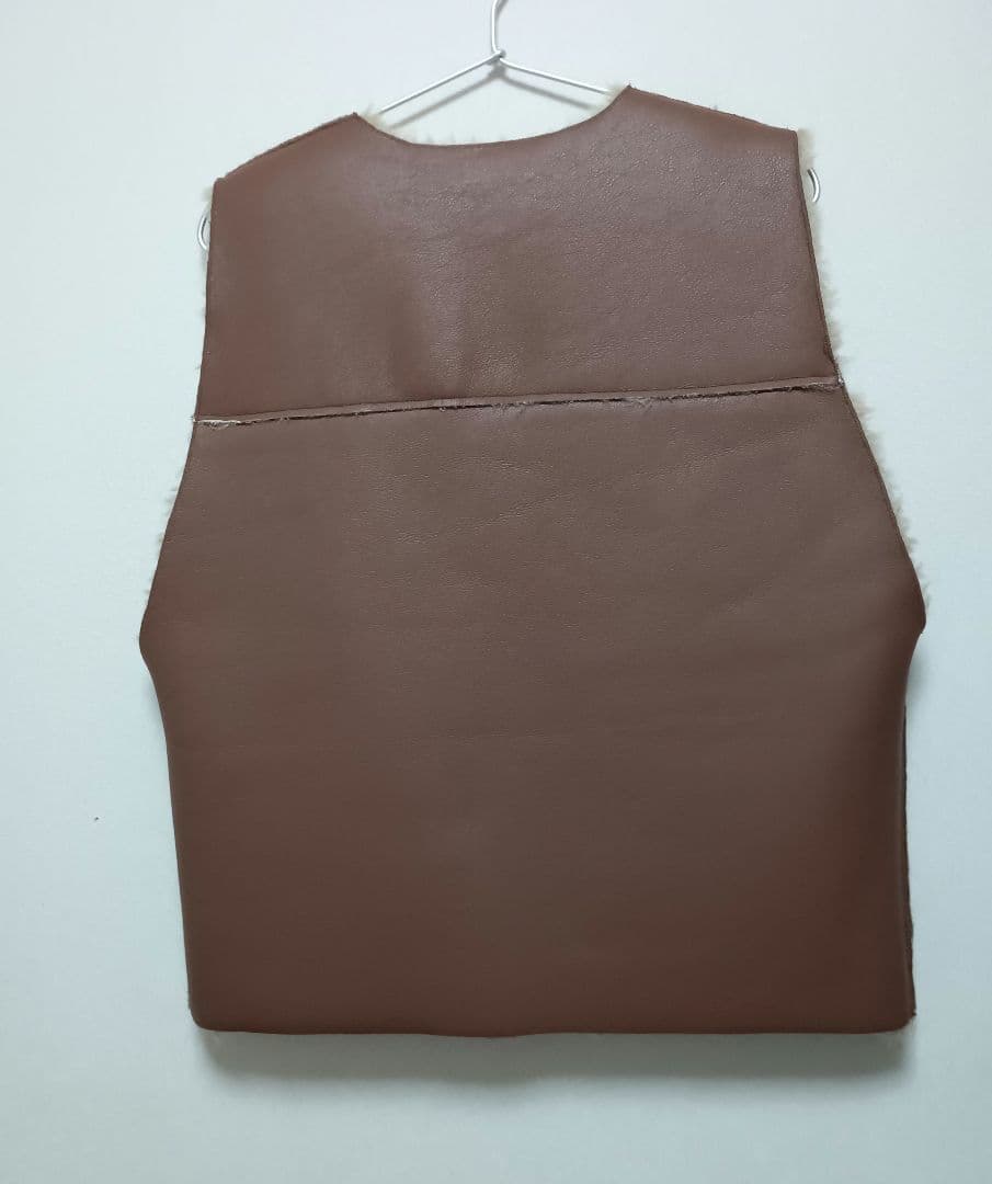 B.C stock ムートンライクリバーシブル ベスト タグ付　新品