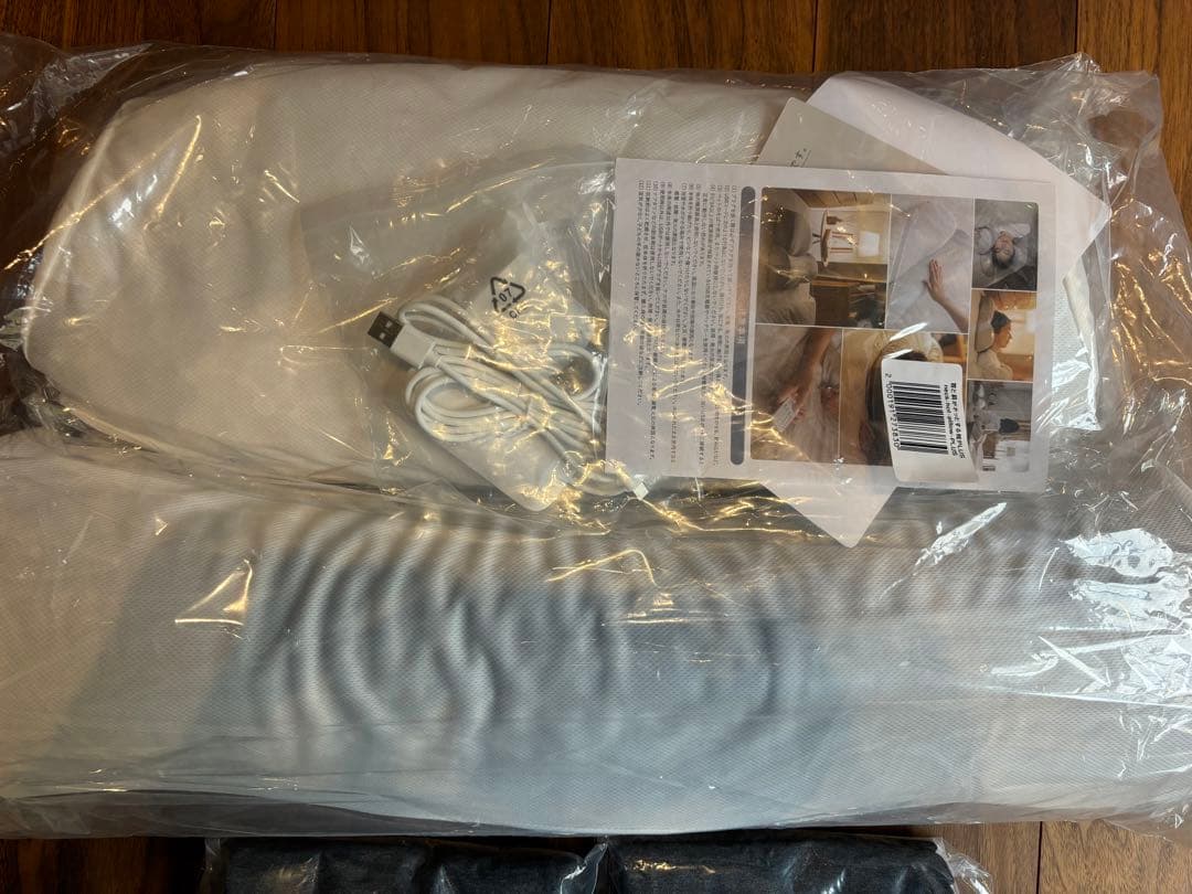 【新品/未開封】CALQS 首と肩がホッとする枕PLUS