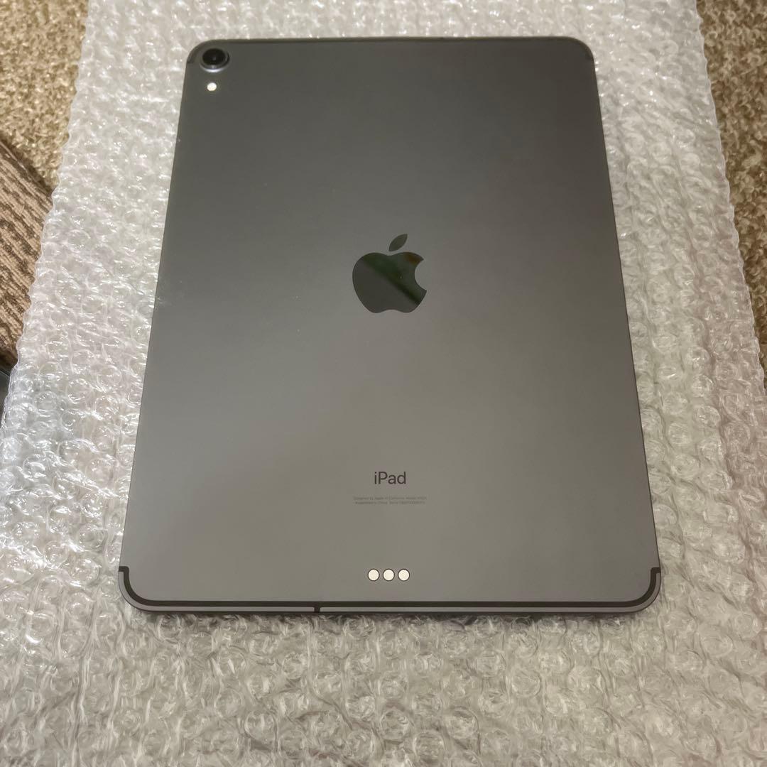 Apple iPad Pro 11インチ　水没　ジャンク　スペースグレー 本体