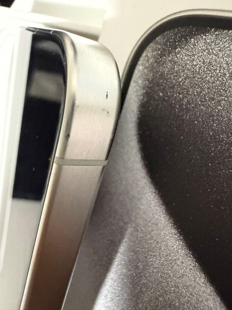 【Apple】 iPhone 15 Pro 256GB SIMフリー　シルバー