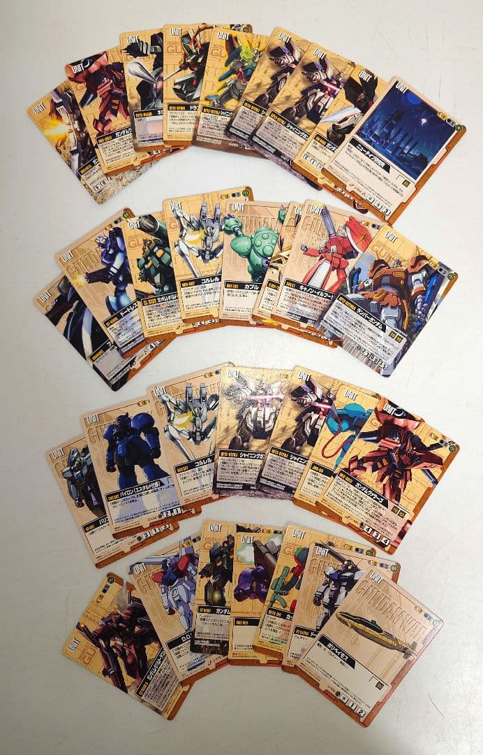 【505枚】ガンダムウォーGUNDAM WAR青 赤 紫 緑 茶 グレー 黒 白