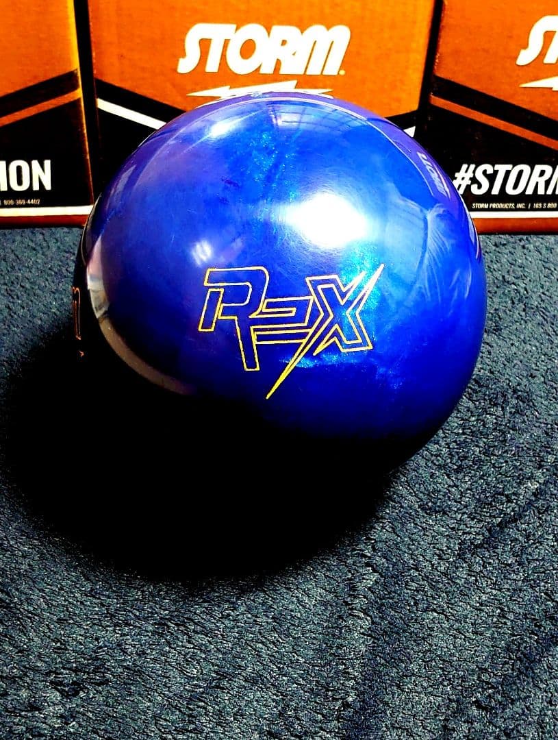 ピュア フィジックス ボウリング ボール ストーム スポーツ