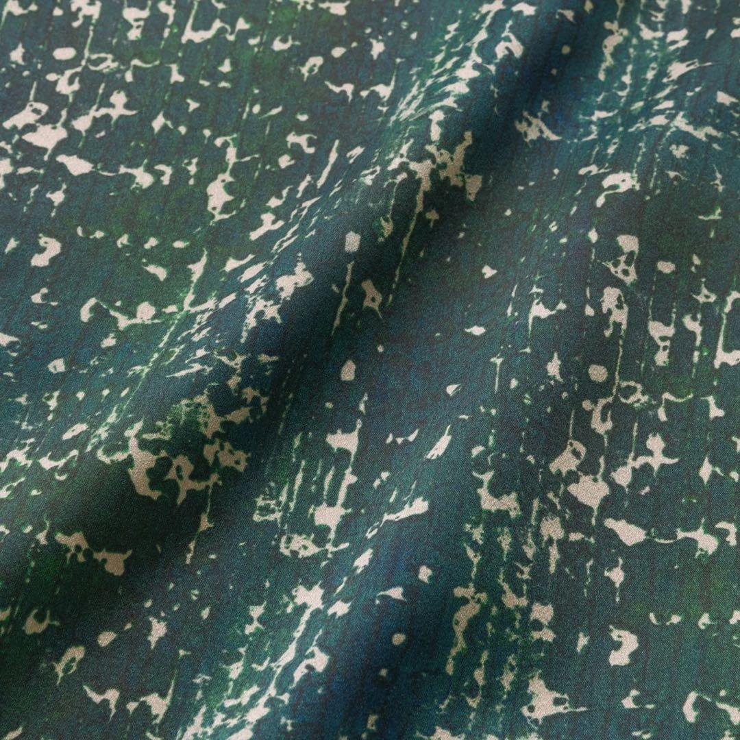 美品HERALBONY ヘラルボニーサテンシャツブラウス「こもれび」