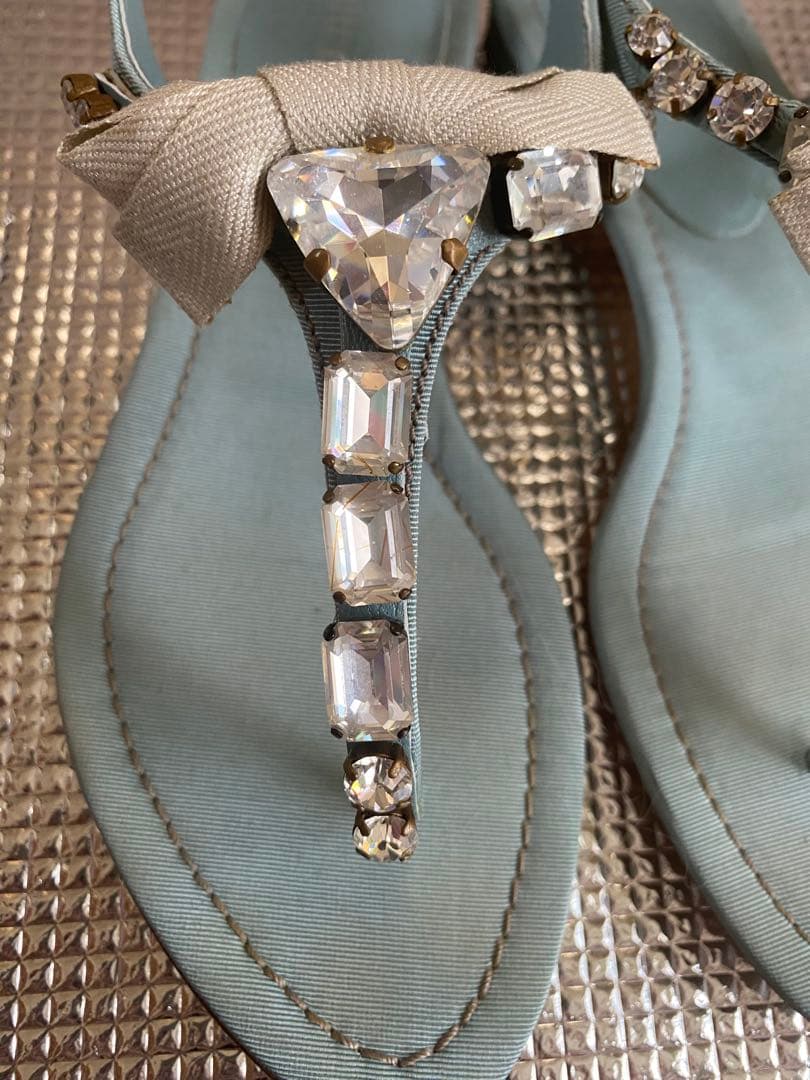 MIU MIU 水色 トングサンダル