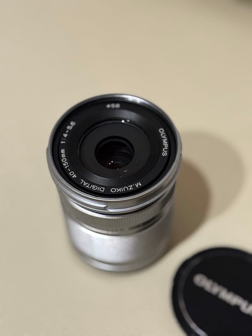 OLYMPUS ED 40-150mm f/4.0-5.6 R ズームレンズ