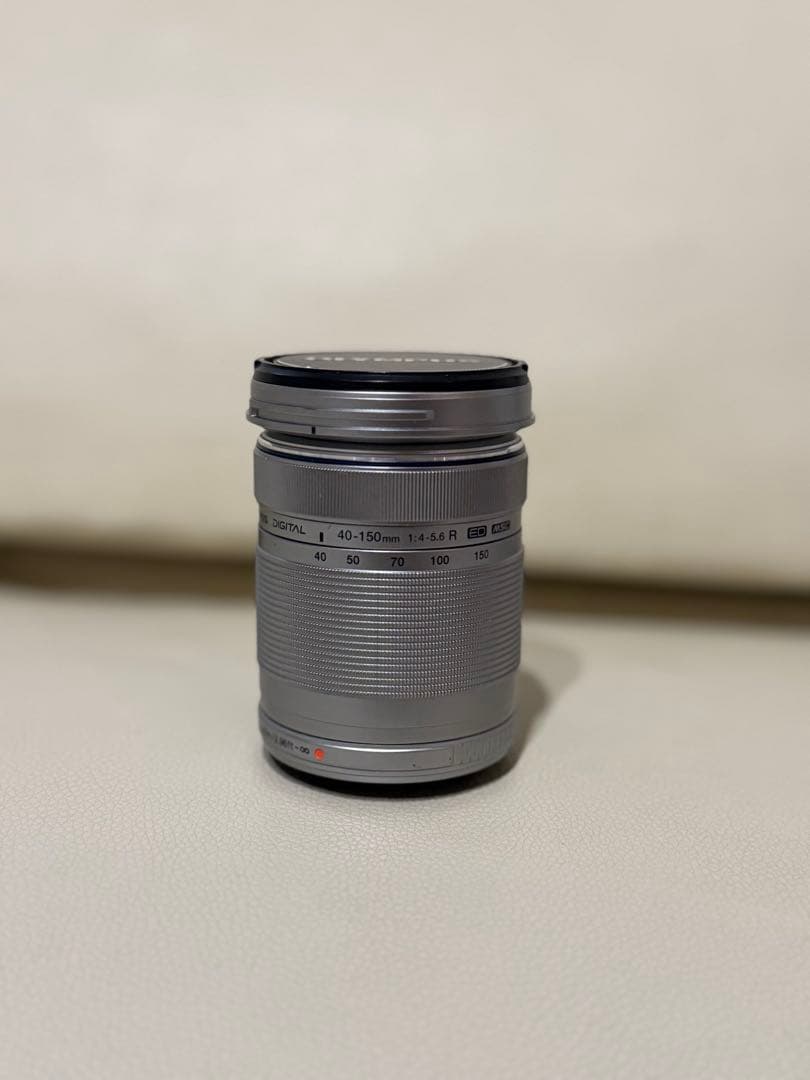OLYMPUS ED 40-150mm f/4.0-5.6 R ズームレンズ