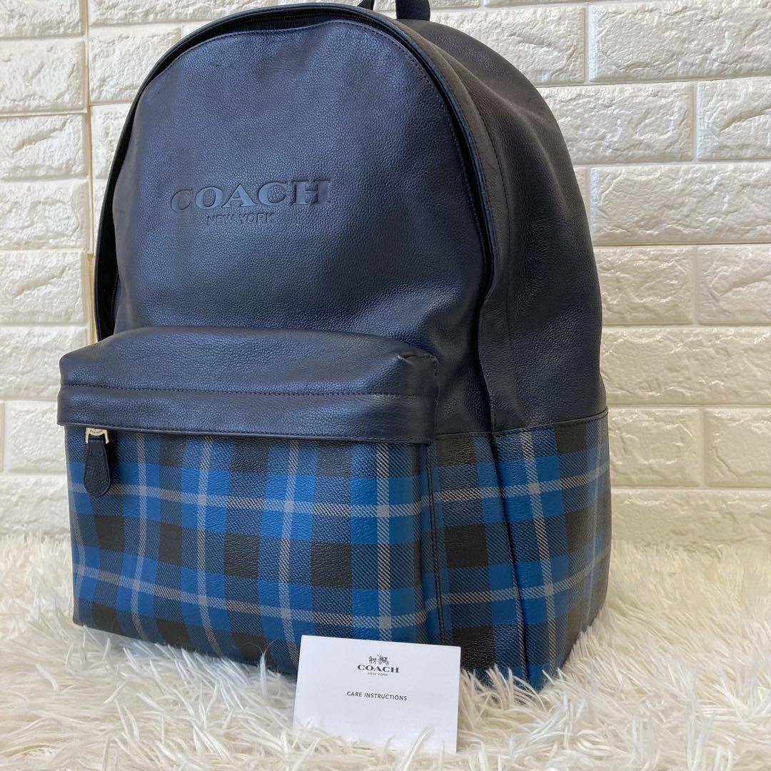 COACH✨メンズリュック　ネイビー×チェック　レザ×PVC 大容量　チャーム