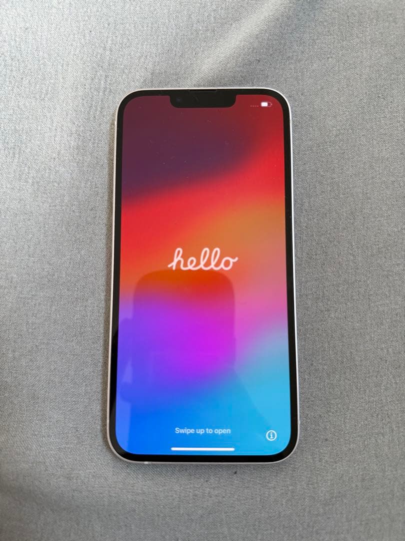 iPhone13　128GB　スターライト