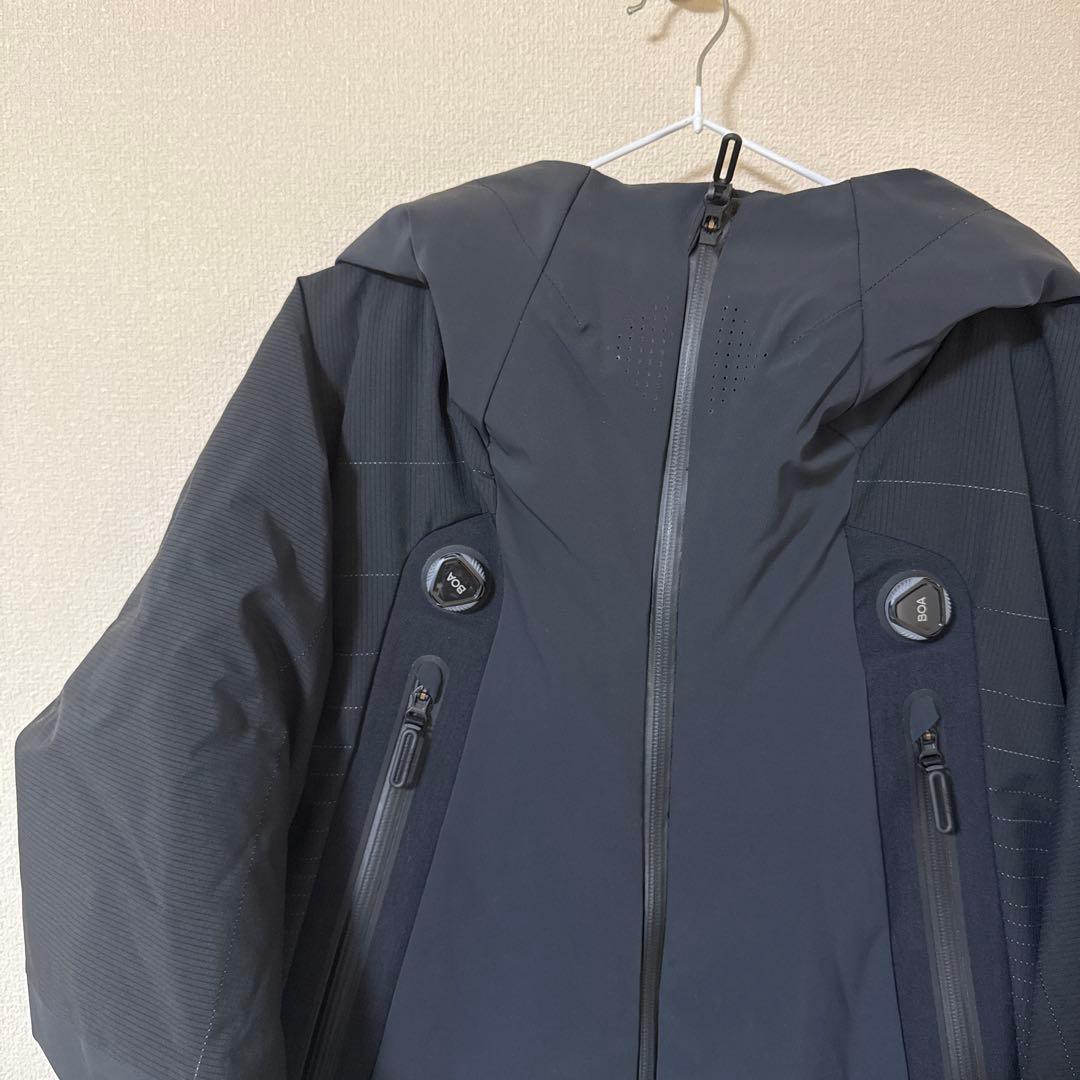 【日本に34着の限定品】DESCENTE BOAINSULATED JACKET