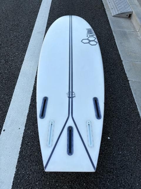 【美品】ネックベアード2 スパインテック 5'7 futureフィン5フィン