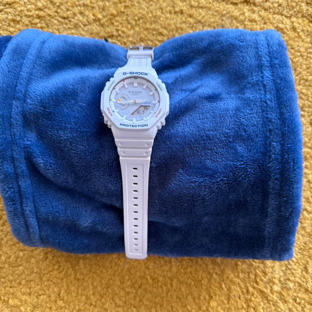 G-SHOCK GA-B2100FC-7AJF ホワイト