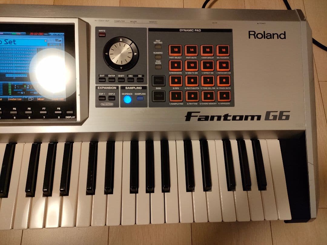 Roland Fantom-G6 Music Workstation ペダル付属