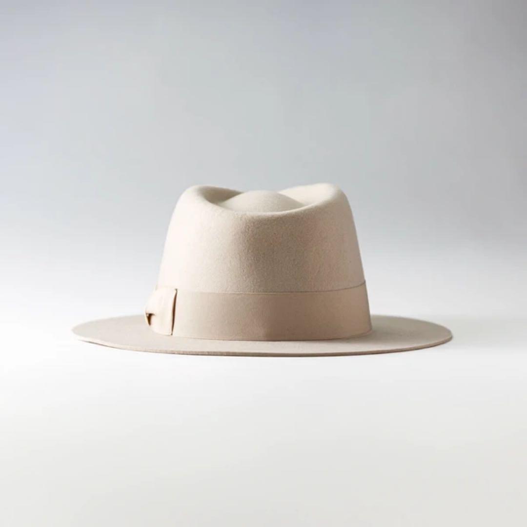 アキラ MIDDLE BRIM FLAT HAT