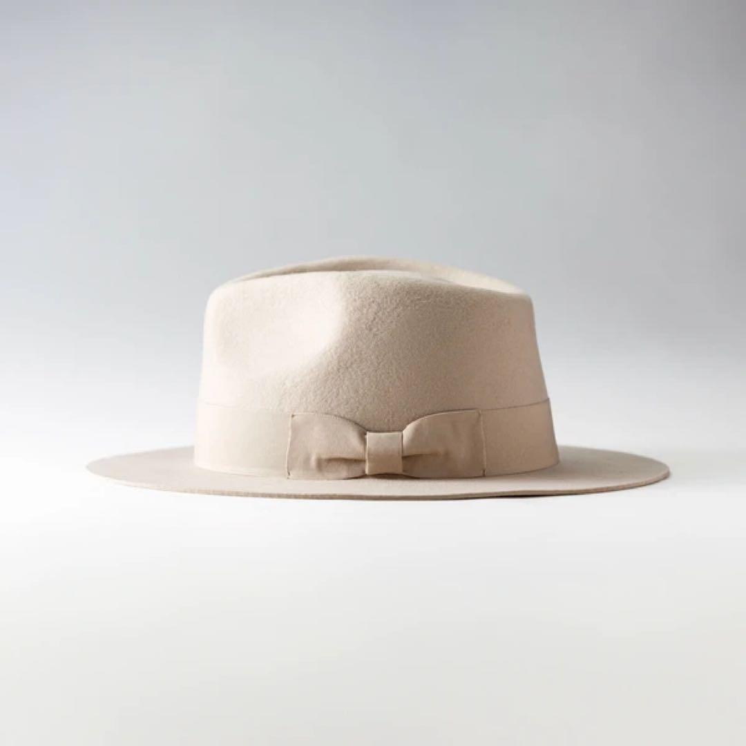 アキラ MIDDLE BRIM FLAT HAT
