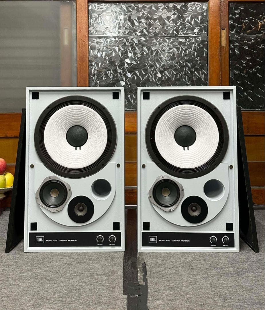 JBL 4310 スピーカーペア。動作品（美品)