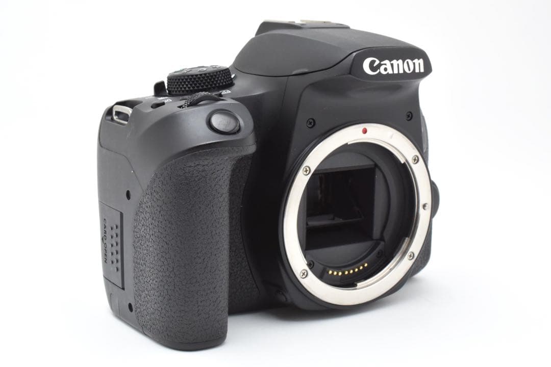 美品/canon kiss x10i/標準&望遠&単焦点トリプルレンズセット