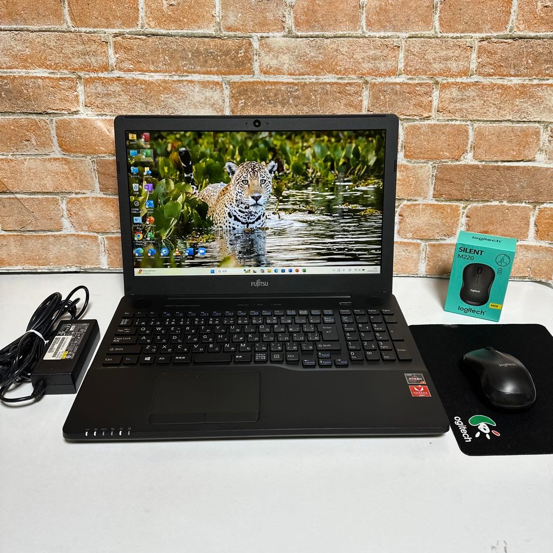 美品富士通 ノートPC RYZEN7 SSD256GBメモリ8GB Win11