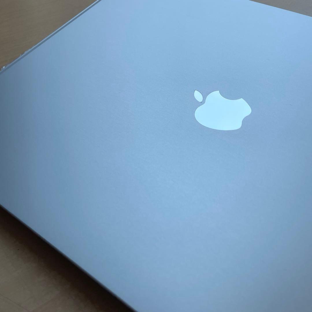 iPad Pro 12.9　第5世代　シルバー　128GB A2378超美品#6